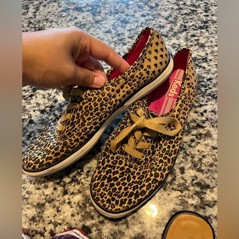 Keds Womens Champion Leopard Heart Tan Oxford Shoes #WF51887 Size 7.5